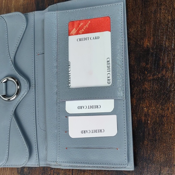 Michael Rome Designs Leather Tri-Fold Wallet - Picture 7 of 10